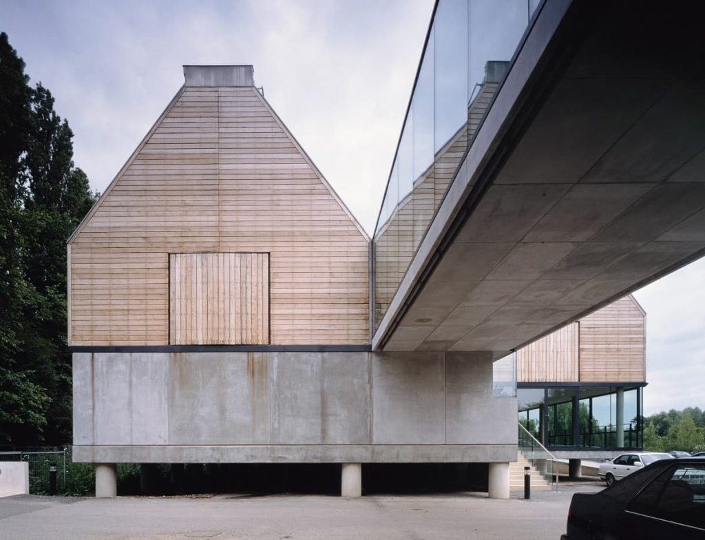 River and Rowing Museum 1 min