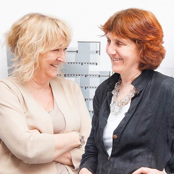 Yvonne Farrell Shelley McNamara min 1
